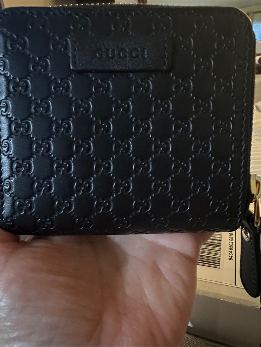 Gucci Black Embossed Leather Zip Around Wallet - Picture 12 of 16